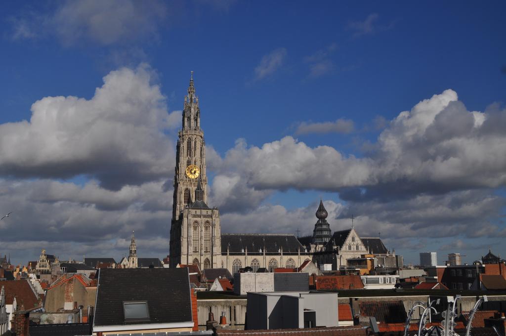 Banks Antwerp Antuérpia Exterior foto